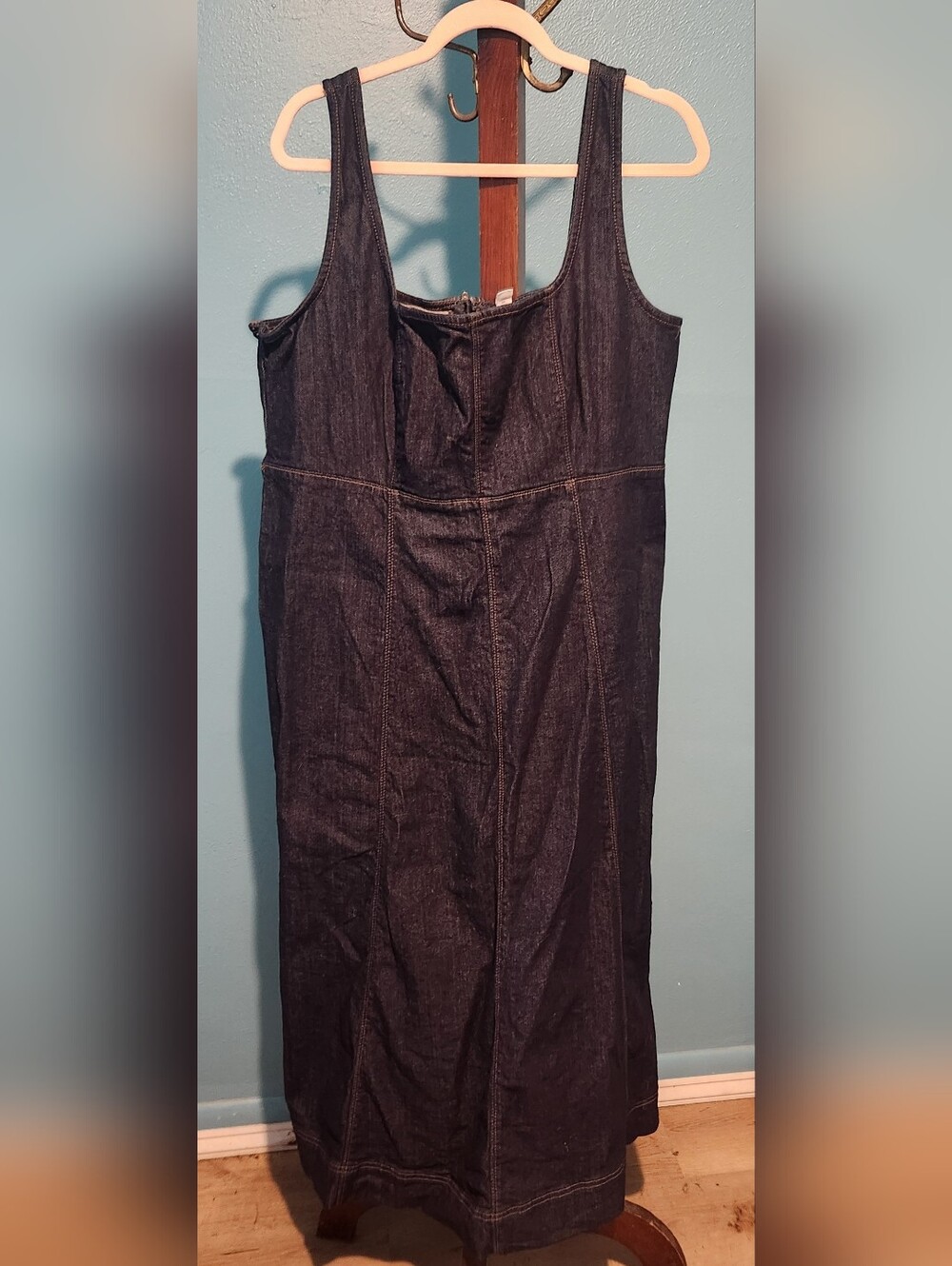 EUC Old Navy Empire Waisted Denim Midi Dress